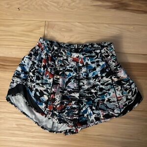 Size 8 Lululemon running short